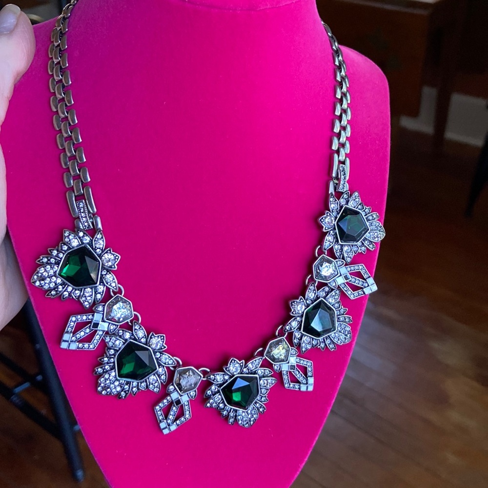 Chloe and Isabel emerald green statement necklace